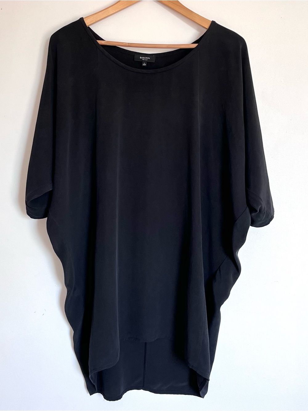 Babaton Aritzia 100% silk drapey batwing dress - Picture 2 of 10